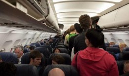 带你吃瓜奇葩航班,那些令人瞠目结舌的奇葩航班事件