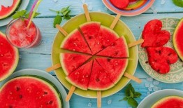 瓜瓜菌吃瓜,瓜瓜菌的奇妙吃瓜之旅