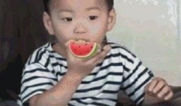 男孩吃瓜表情包,男孩吃瓜表情包的欢乐瞬间